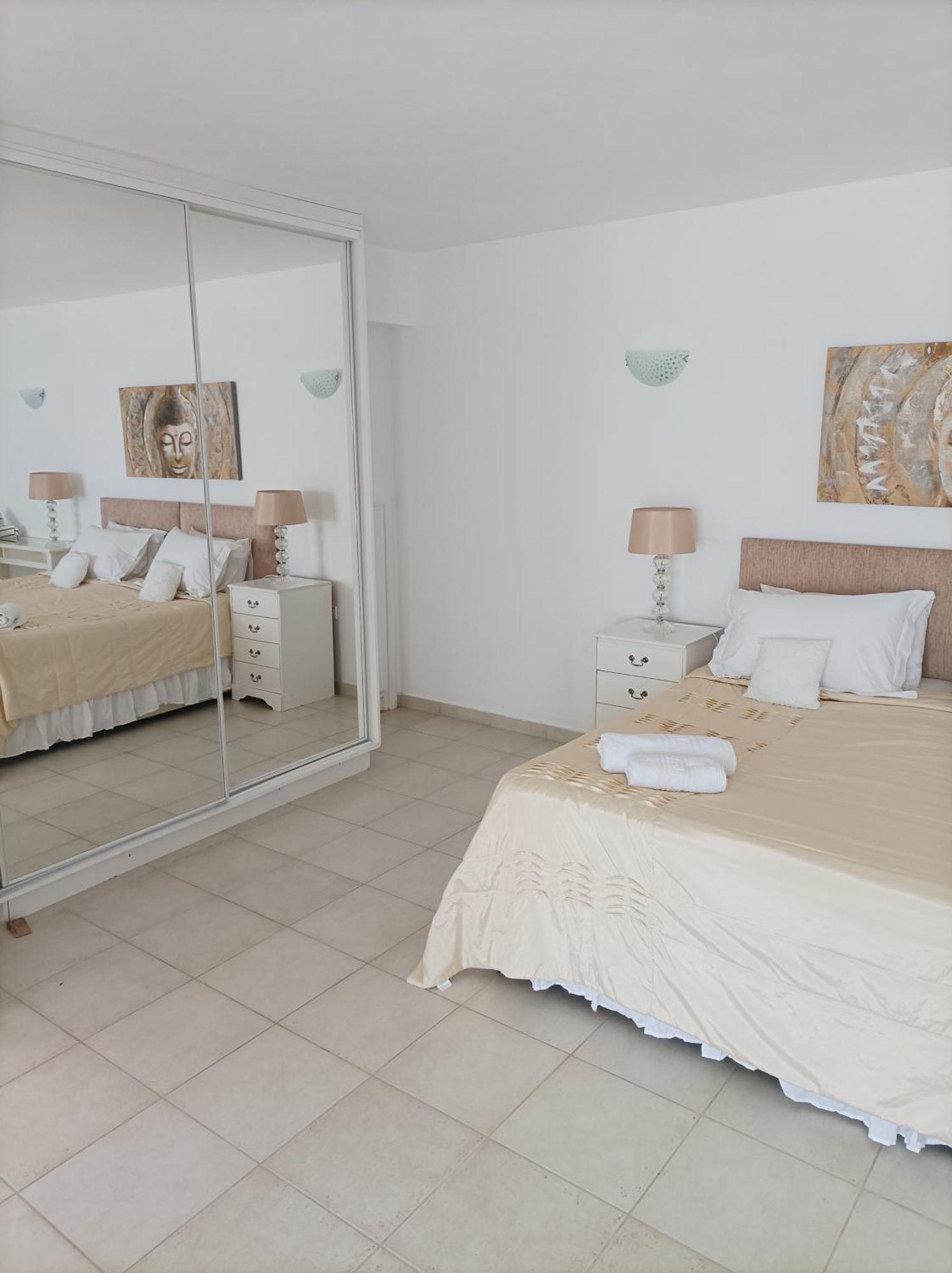 Spileo House Boutique Apartments - Adults Only Mesongi Room photo